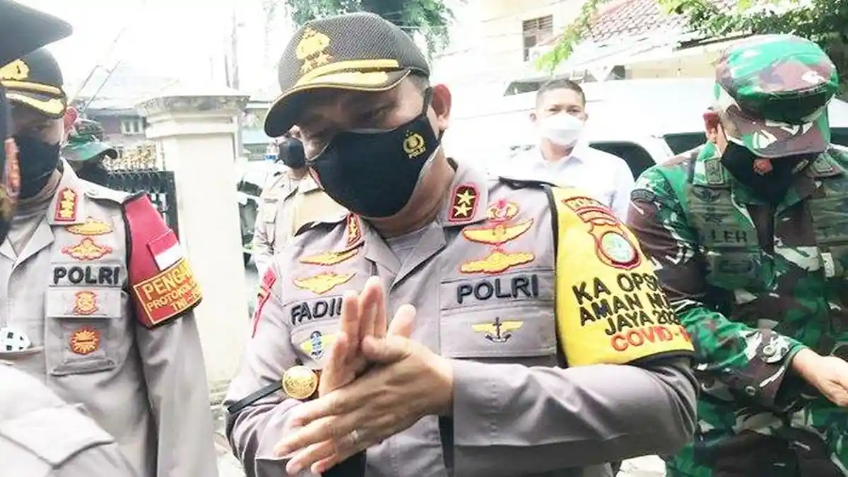 Kapolri Masih di Makassar, Jenderal Fadil Imran Pimpin Penggerebekan Teroris di Condet & Bekasi