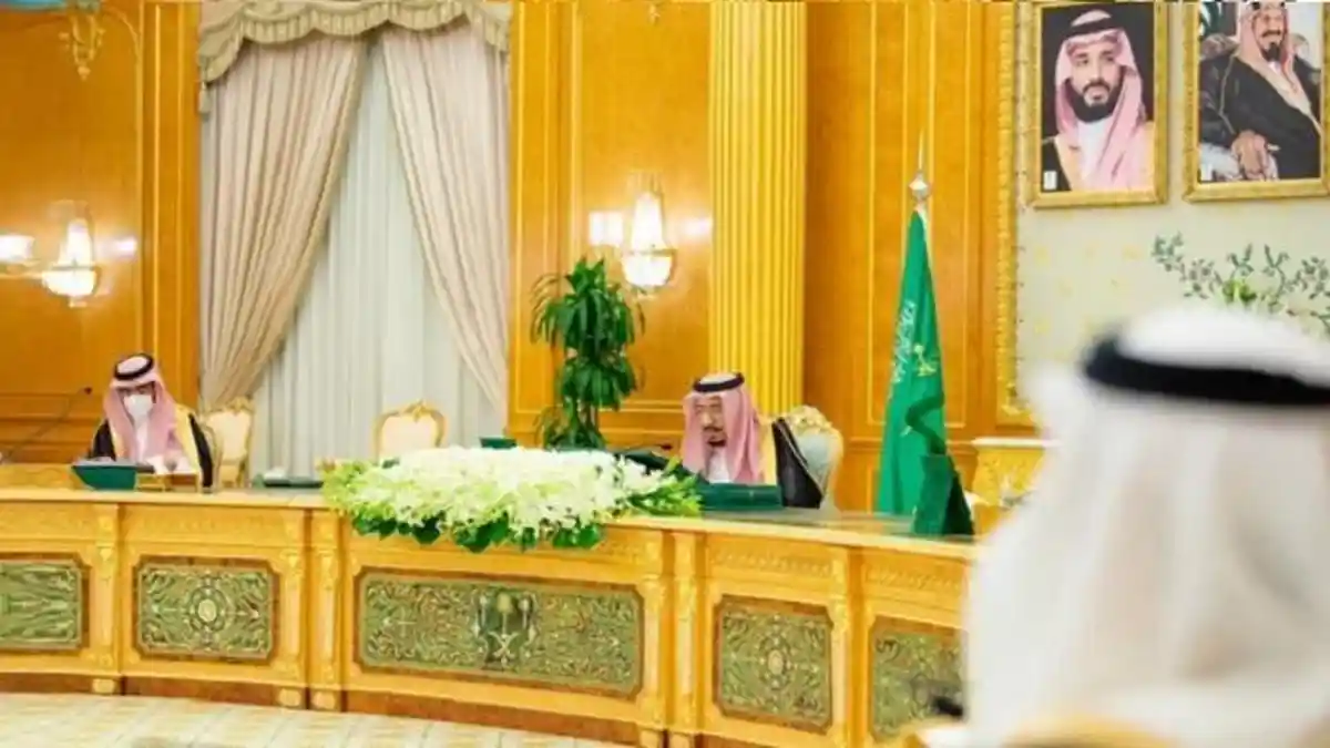 Raja Salman Gelar Rapat Kabinet, Bahas Hasil Pertemuan dengan Negara Sahabat