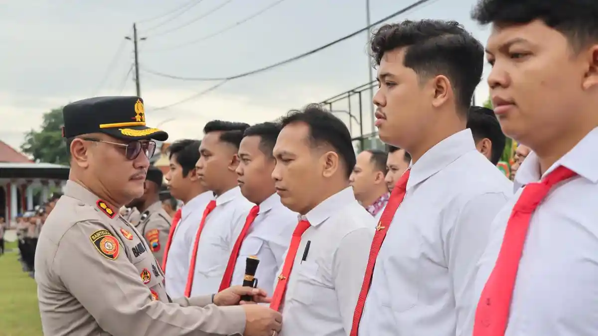 Kapolres Kebumen yang Baru Pimpin Apel Pertama, Langsung Ingatkan Anggota