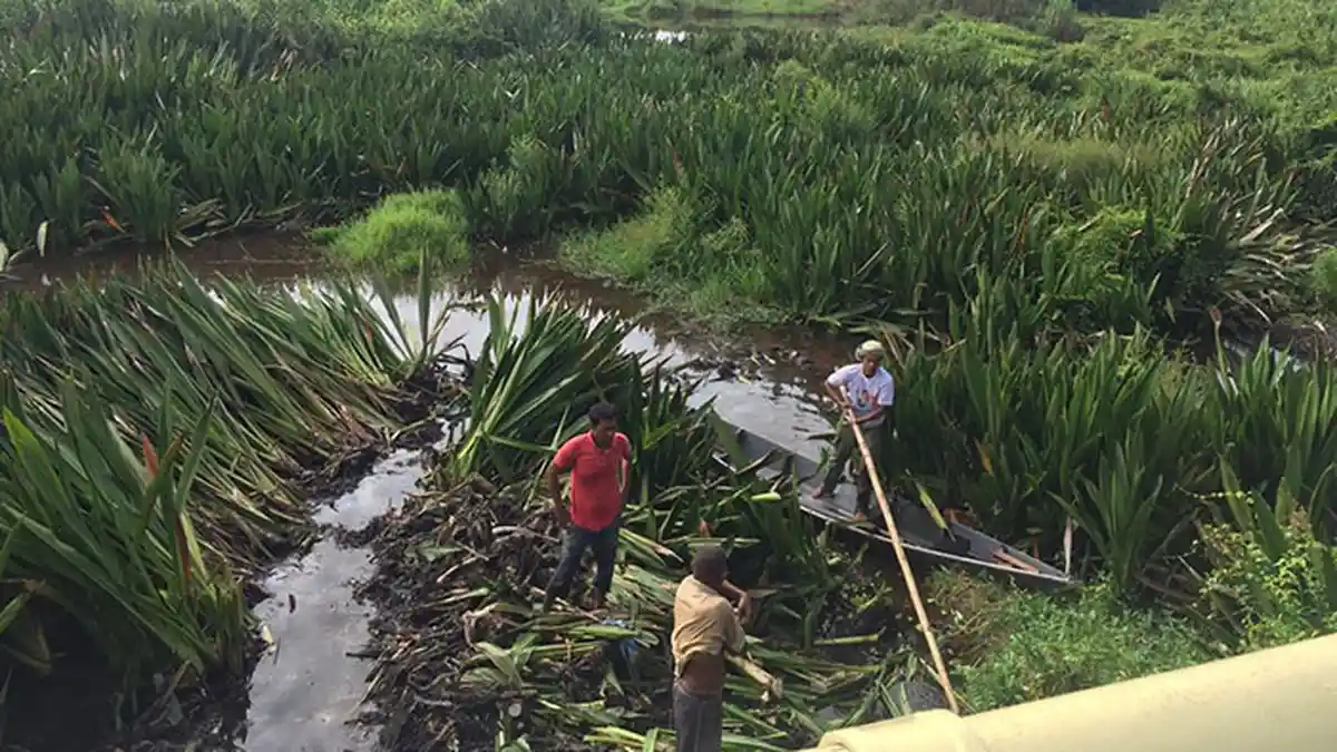 Warga Tuwi Kareung Galang Dana Bersihkan Aliran Sungai