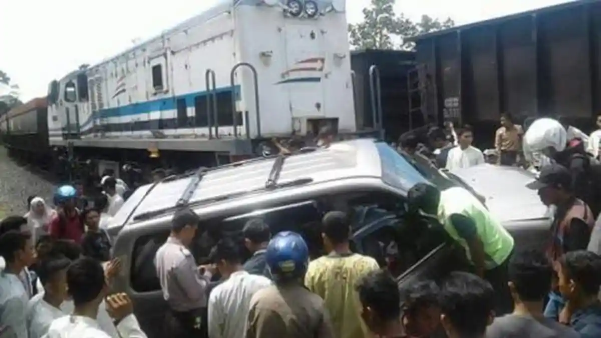 Diseret KA Sejauh 200 Meter, Pensiunan PTBA Ini Selamat Tanpa Luka Sedikitpun