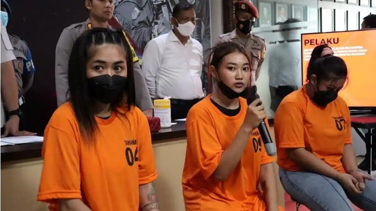 Trio Pemandu Karaoke Hajar Rekan Seprofesi karena Jengkel Diadu Domba dengan Mami