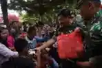 Panglima TNI Sambangi Pengungsi Wamena