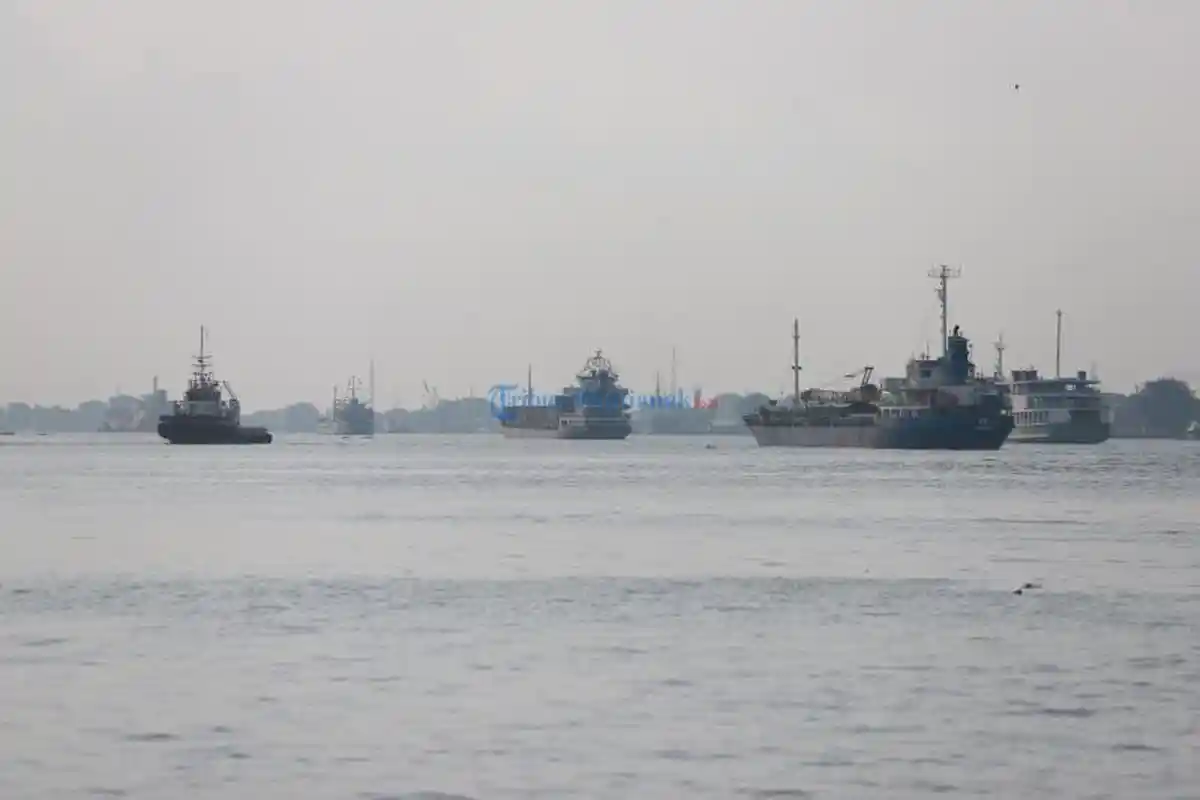 BMKG Prediksi Pelabuhan Dwikora Pontianak Berpotensi Hujan Ringan, Berikut di Pelabuhan Lainnya