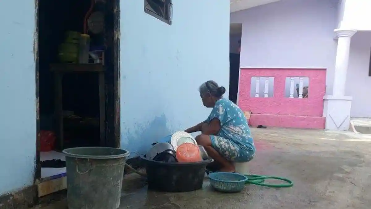 Jakarta Diguyur Hujan, Kawasan Balekambang Direndam Banjir