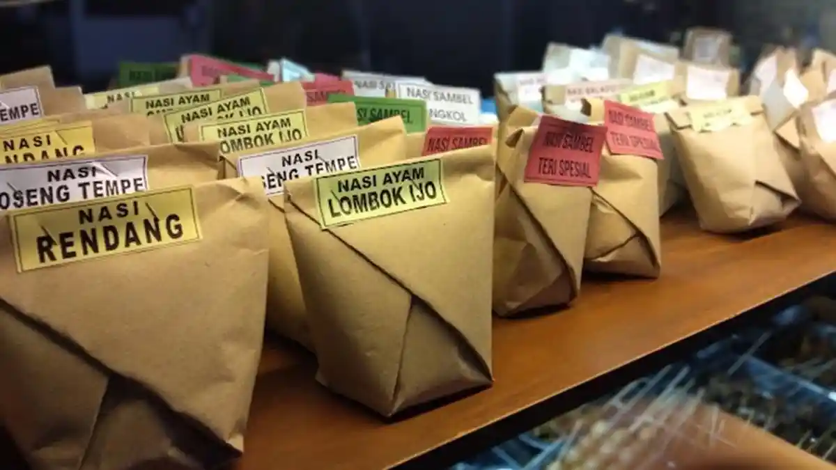 Rekomendasi Kuliner Jogja: 7 Angkringan Unik, Terkenal dan Banyak Pilihan Makanan