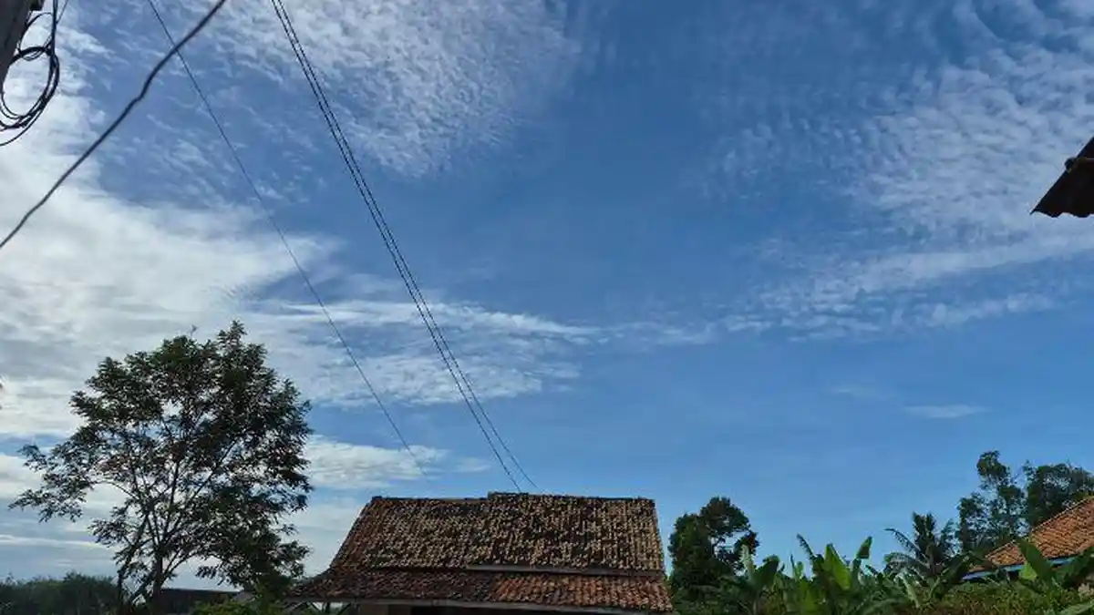 Prakiraan Cuaca OKU Timur Minggu, 31 Mei 2026, Diprediksi Cerah, Suhu Capai 33 Derajat Celsius