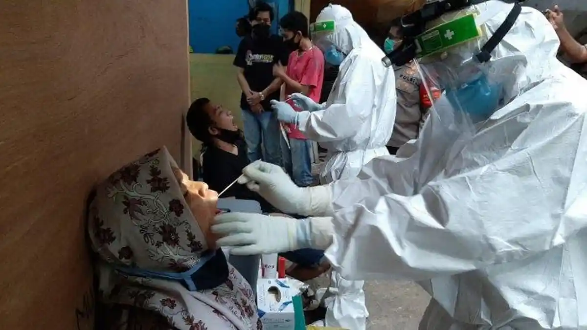 Bagaimana Hukumnya Swab Test Covid-19 Saat Puasa Ramadhan, MUI Keluarkan Fatwanya