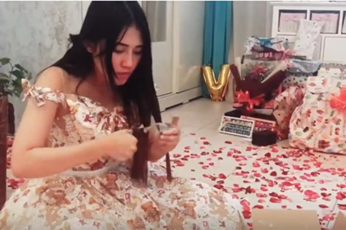 Moment Via Vallen Dangdutan Bareng Cowok-Cowok Keren, Lihat Video dan Fotonya Ini