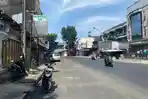 Mengintip Jalan Astanaanyar Bandung di Hari Jumat, Sepi dan Lancar karena PKL Libur