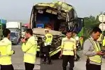 kecelakaan-lalu-lintas-tabrakan-beruntun-terjadi-di-jalan-tol-cipali-km-87200-jalur-a.jpg