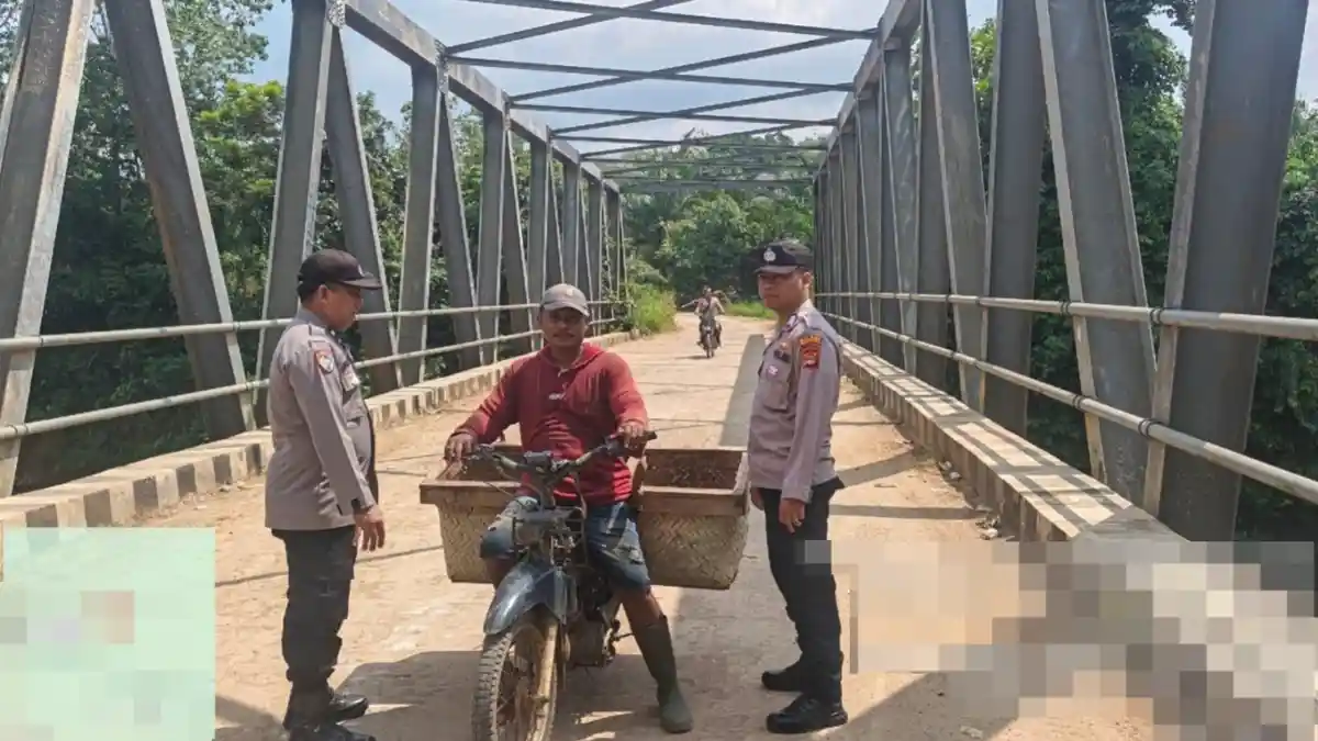 Personel Polsek Rebang Tangkas Polda Lampung Patroli Siang Presisi - Tribunlampung.co.id