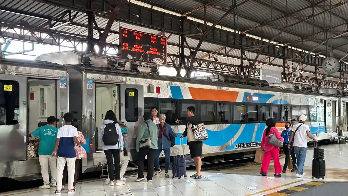 Hari ke-3 Angkutan Nataru, Daop 5 Purwokerto Sambut 15.000 Pemudik