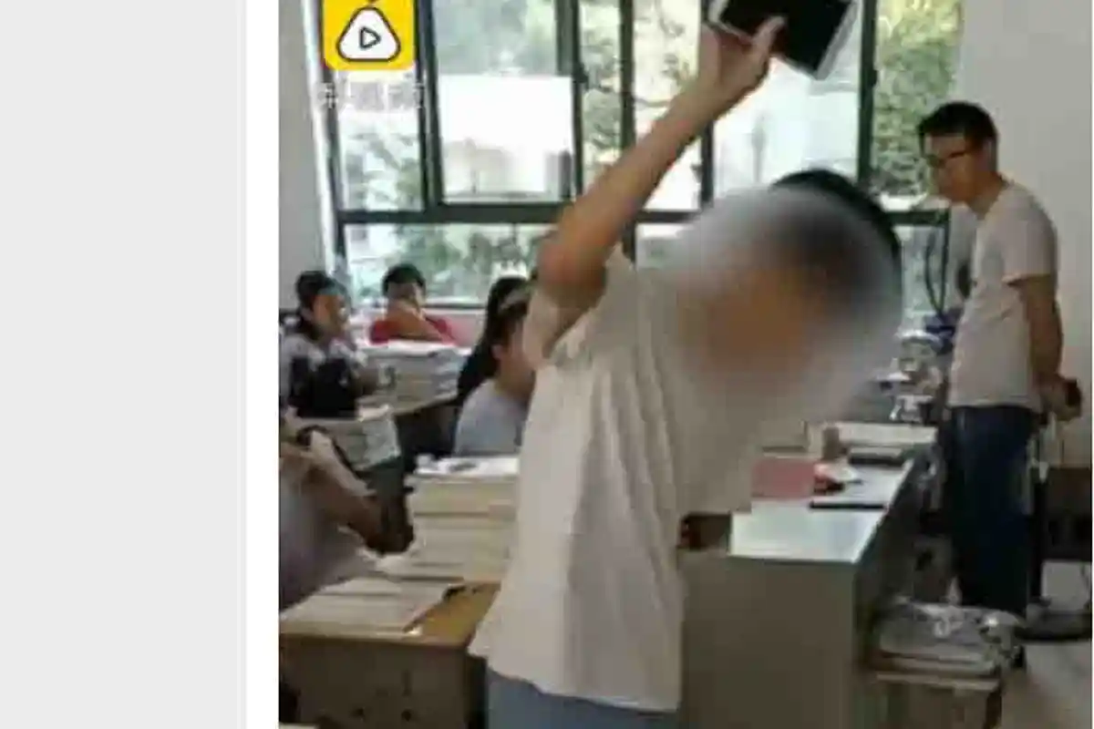 Hukum Siswa dengan Cara Tak Wajar, Seorang Guru jadi Sorotan Publik