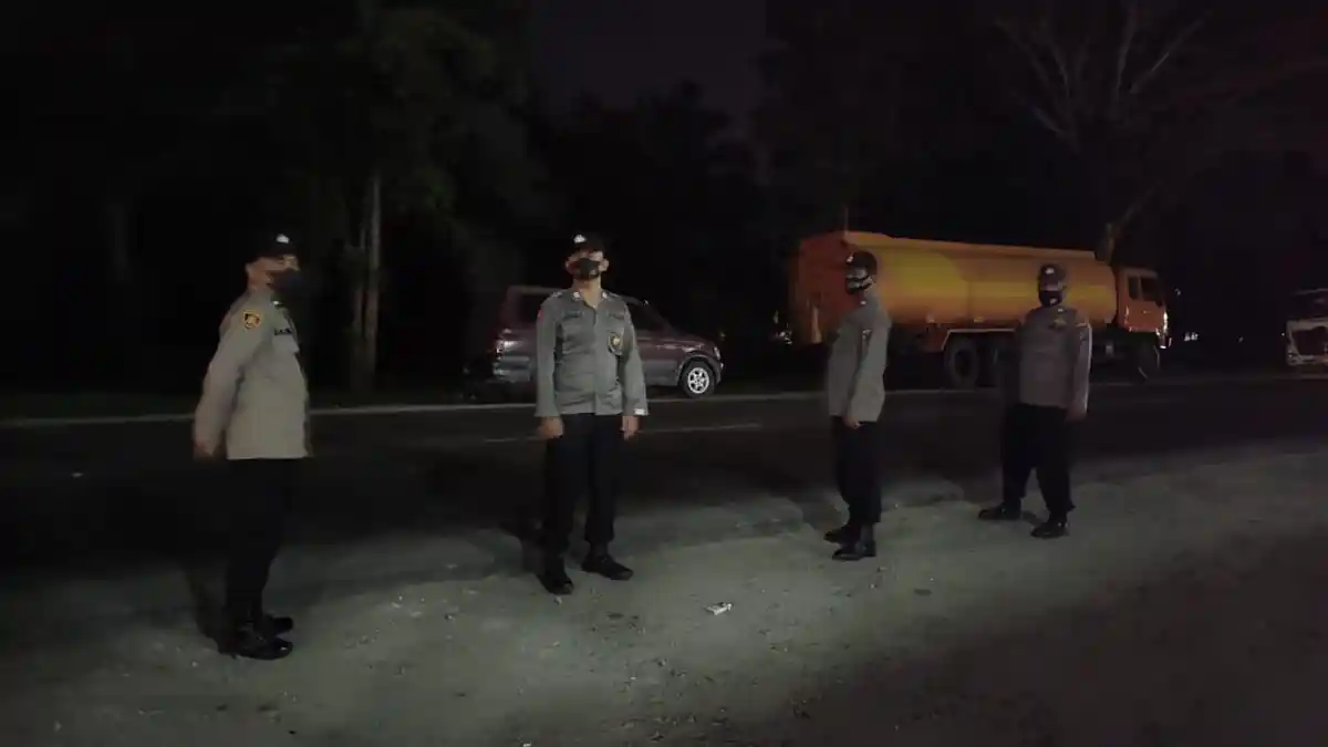 Selama Ramadan, Polsek Lima Puluh Lakukan Patroli Malam
