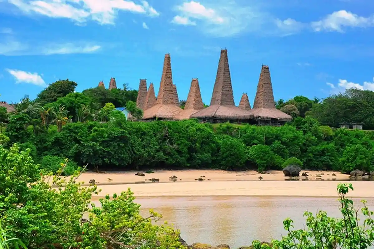 Wisata NTT, Rekomendasi 4 Pantai Indah yang Wajib Dikunjungi Saat Liuna ke Sumba Barat Daya