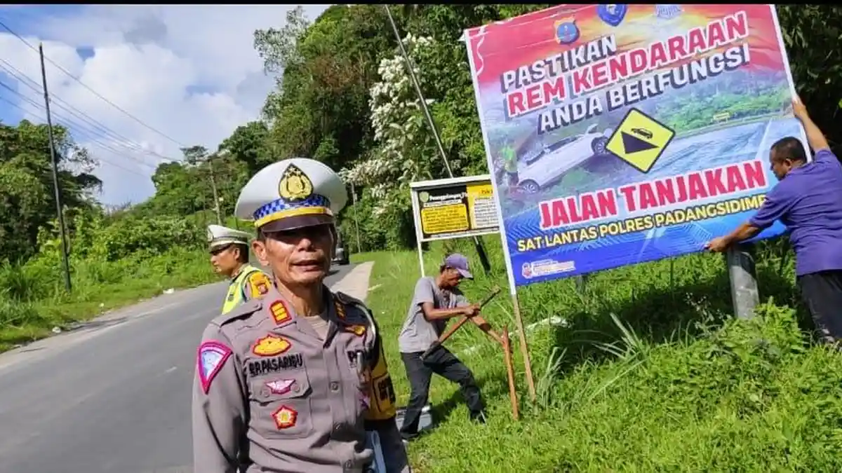 Rawan Kecelakaan, Ini Titik yang Diwaspadai Serta Baliho Imbauan Polres Padangsidimpuan