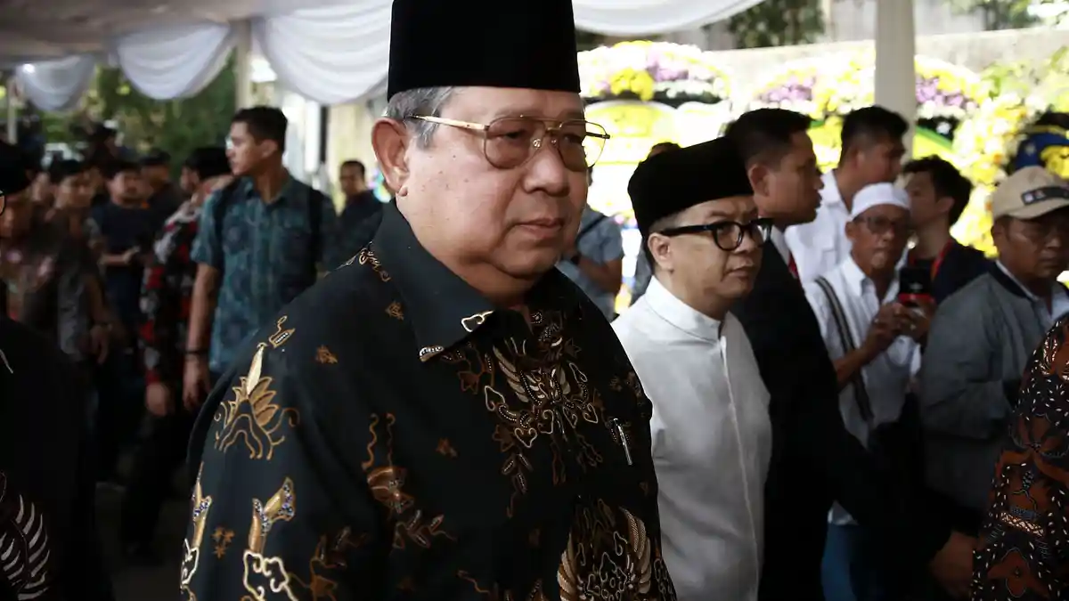 Ekspresi SBY Saat Ilham Menyebut Habibie dan Ainun Kini Bisa Bersatu