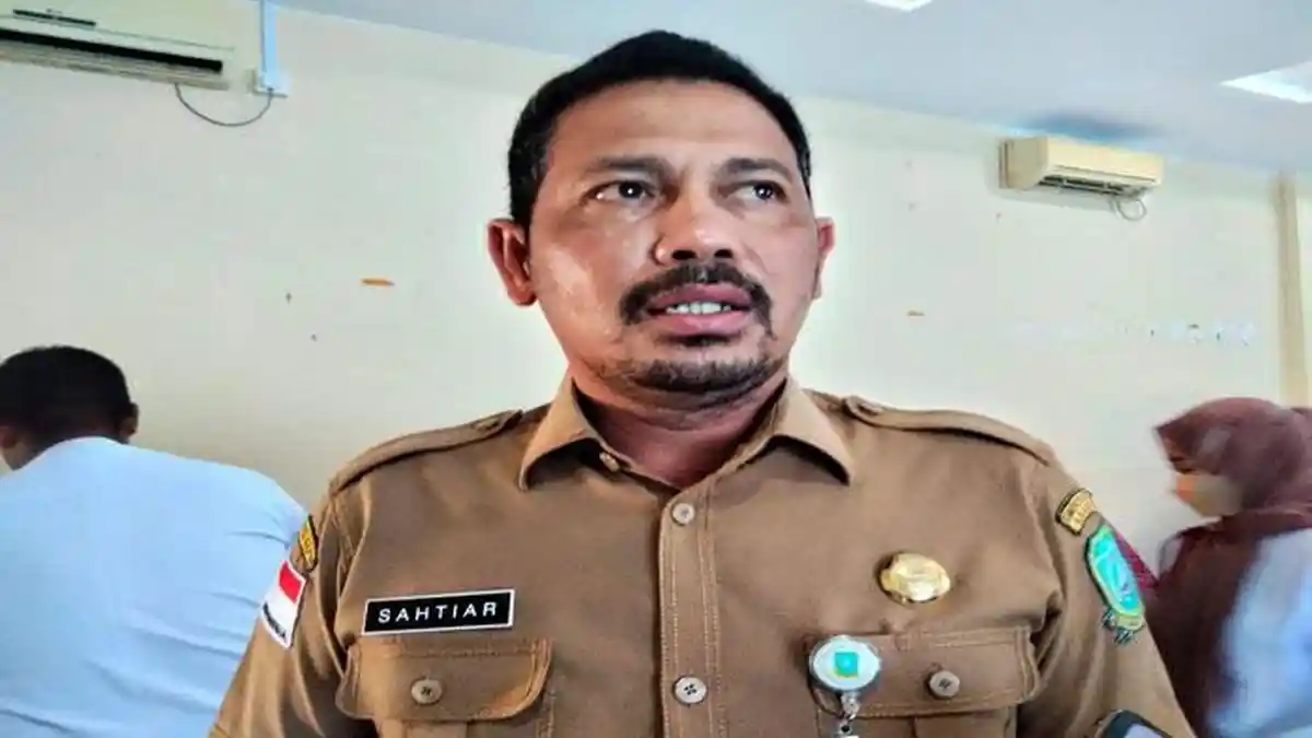 Meriahkan HUT ke-14, Pemkab Anambas Gelar Gotong Royong hingga Bagi-bagi Makanan Gratis