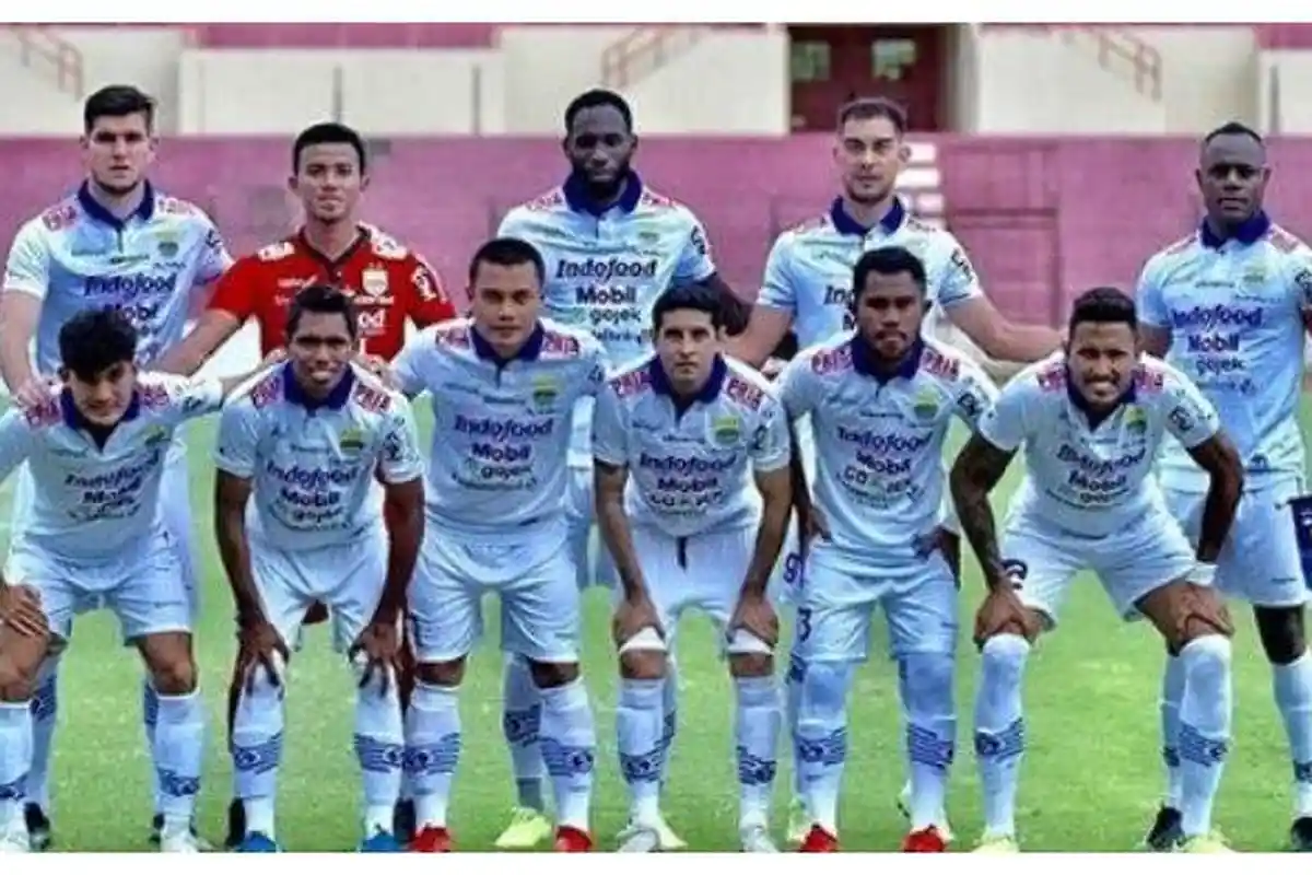 Lihat Daftar Nama Pemain Persib Bandung Pecah 2 Skuad Bentrok Persikabo, Maung Bandung Tim