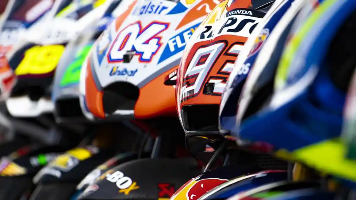 MotoGP Ceko - Urutan Start: Andrea Dovizioso Pole Position. Valentino Rossi di Depan Marc Marquez