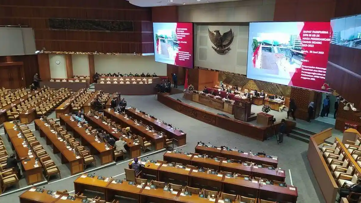 Perbedaan Status Anggota DPR yang Dipecat dan Dinonaktifkan, Siapa yang Berwenang Memecat DPR?