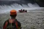 14062022_Bendungan-Paguyaman_Tim-SAR_.jpg