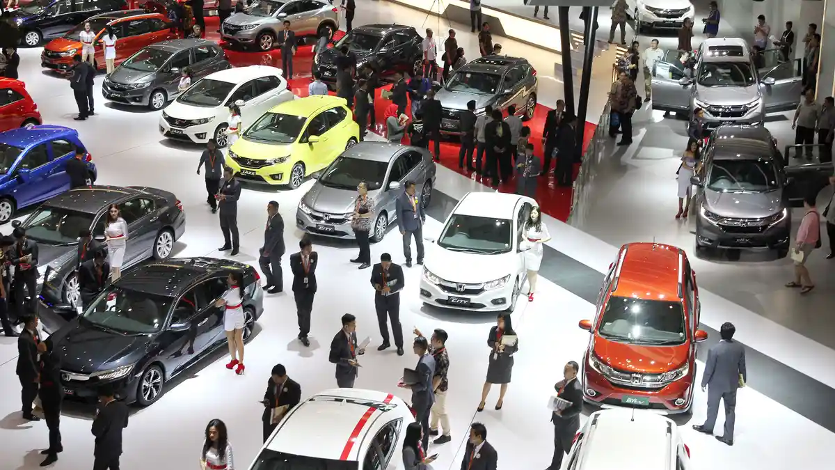IIMS Sehari Dikunjungi 63 Ribuan Orang, Cetak Rekor Harian Tertinggi