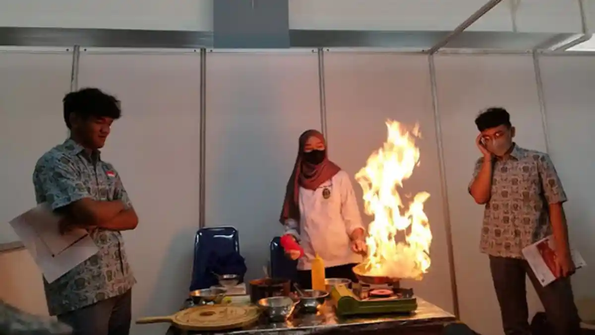 Gelar Expo Kampus, Smamda Surabaya Targetkan Serapan Lulusan ke Perguruan Tinggi Capai 100 Persen