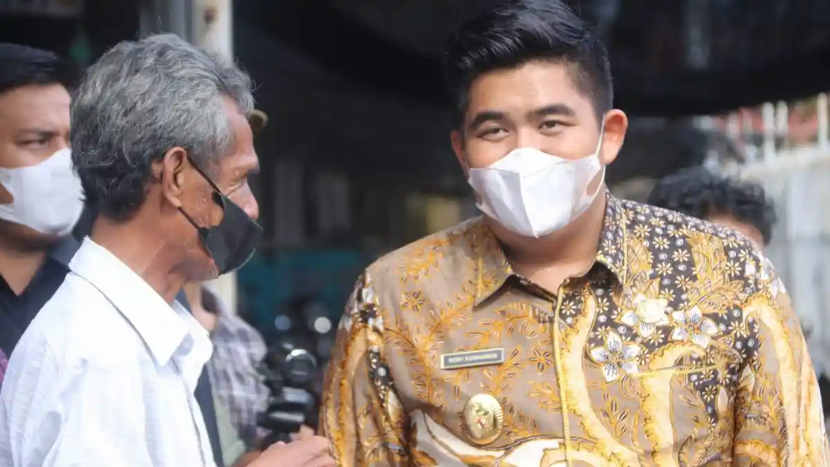 Jalan Lintas Barat Pulau Bintan Ancam Nyawa Pengendara, Bupati Janji Perbaiki