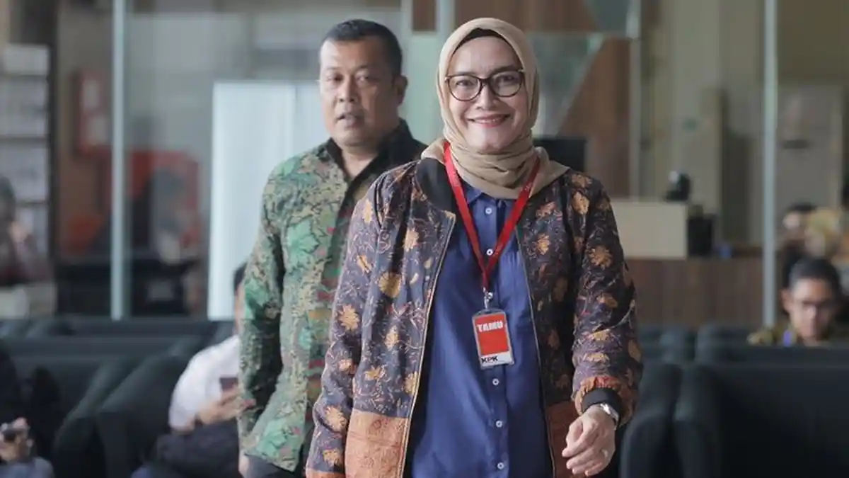 Jokowi Bakal Cabut Keppres Pemecatan Evi Novida Ginting sebagai Komisioner KPU