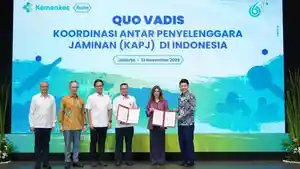 eri-Kesehatan-Budi-Gunadi-Sadikin-saat-menyaksikan.jpg