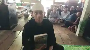 Fadli-salah-satu-santri-di-Kampus-II-Putra-Tonronge-Ponpes-DDI-Mangkoso.jpg