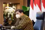 menteri-koordinator-bidang-perekonomian-airlangga-hartarto-dalam-konferensi-pers-tentang-1.jpg