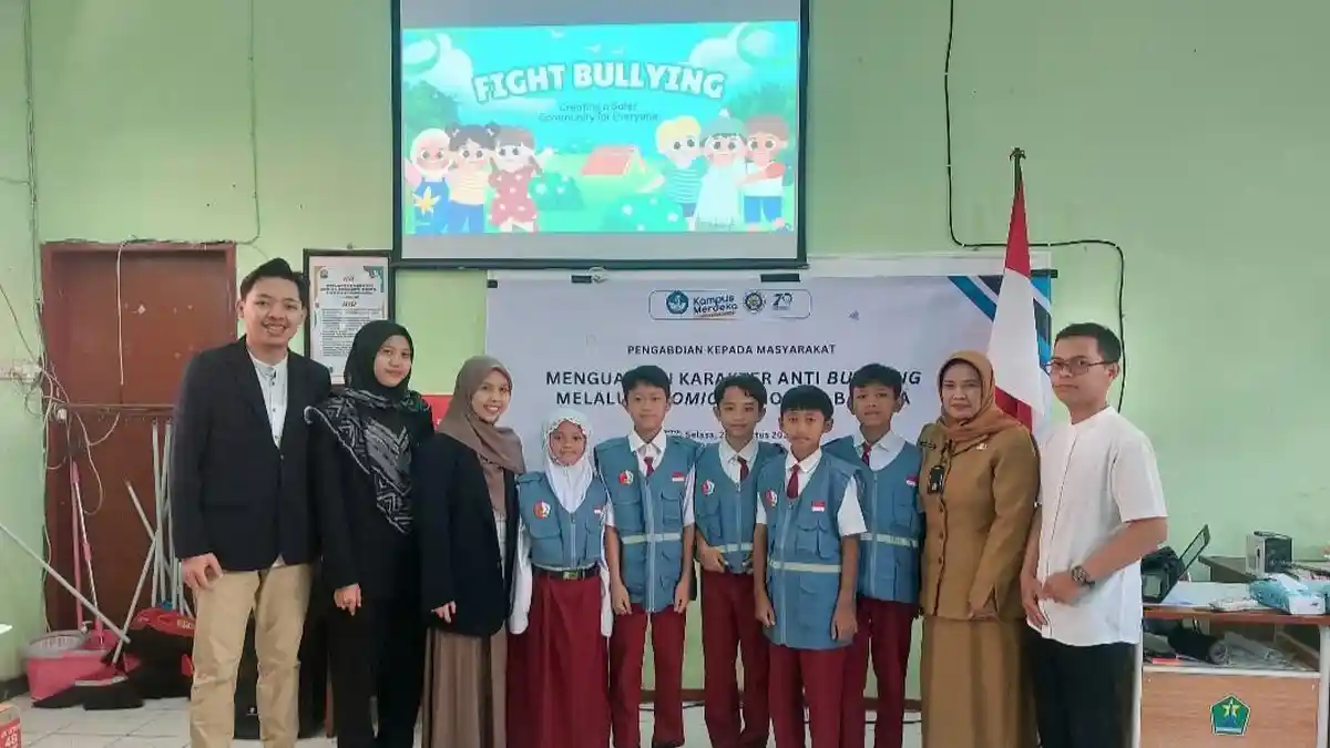 Mahasiswa S2 Dikdas UM Gagas E Comic Audio Dua Bahasa Bahas Anti Bullying dan Budaya Lokal Malang