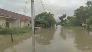 Banjir-di-PErumahan-Srimukti-Tambun-Utara.jpg