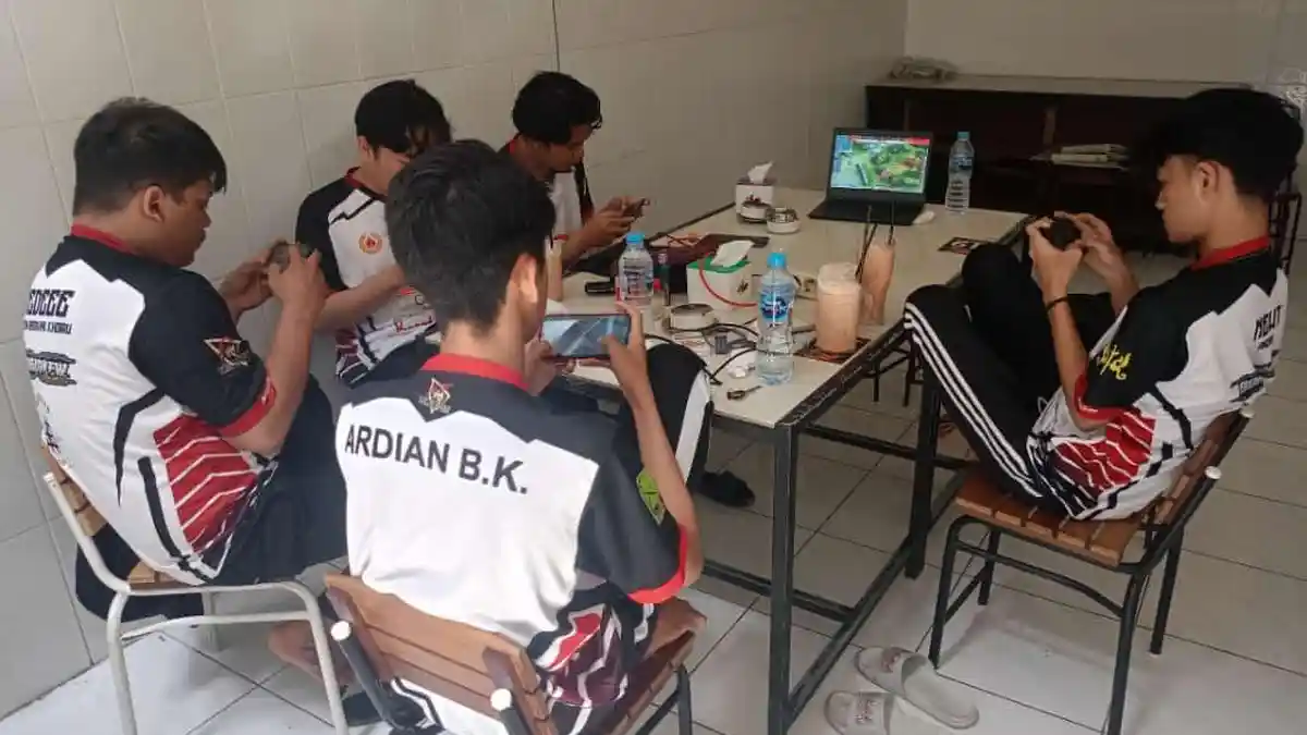 Siap Bersaing, ESI Sambas Ikut Selekda E-Sport Mobile Legend