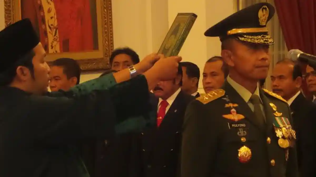 Dilantik Jokowi, Letjen Mulyono Resmi Jabat KSAD
