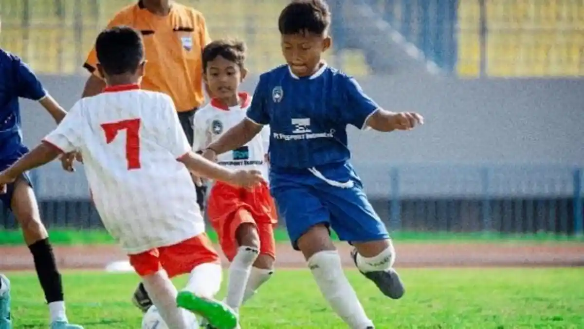 Freeport Indonesia Kembali Gairahkan Sepak Bola Usia Dini Lewat Turnamen di Gresik