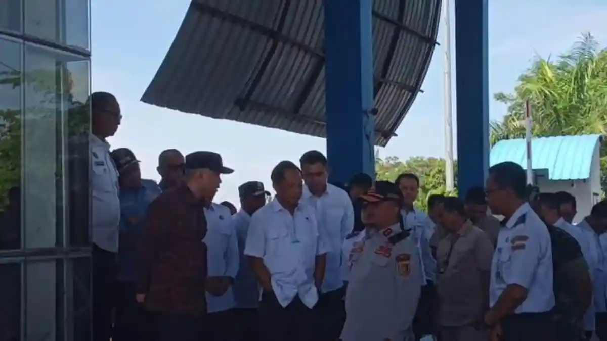 Kunjungi UPPKB Way Urang Lampung Selatan, Menhub Berharap Zero ODOL