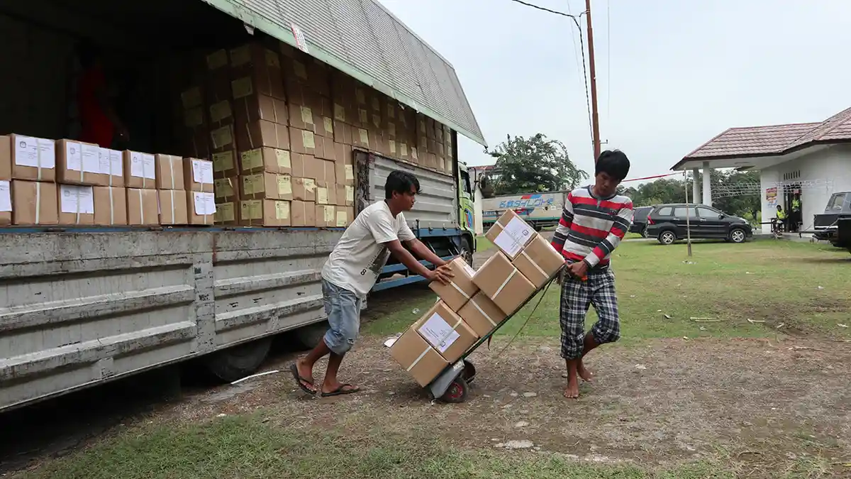 Bawaslu Kritik KPU Soal Distribusi Surat Suara, Harusnya Jumlah Pemilih Terbanyak Diprioritaskan