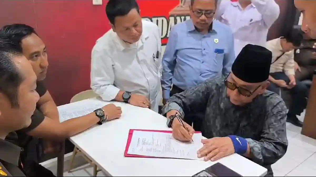 BREAKING NEWS: Panji Gumilang Dikirim ke Lapas Indramayu Jalani Penahanan Selama 20 Hari