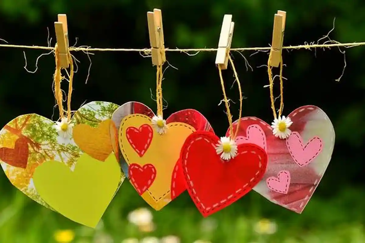 Ramalan Cinta Zodiak Kamis, 5 Mei 2022: Sagitarius Ingat Batasan, Pisces Hati-hati Ada Orang Ketiga