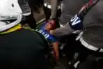Peringati Hari Anti Korupsi Mahasiswa UMI Bentrok dengan Aparat