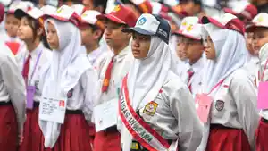 MPLS-Masa-Pengenalan-Lingkungan-Sekolah-SMPN-6-Kota-Malang-Selasa.jpg