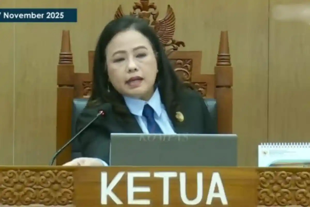Ucapan Menohok Rospita Vici Ketua Sidang Skakmat UGM Kasus Ijazah Jokowi: Ini Lembaga,Tak Boleh Asal