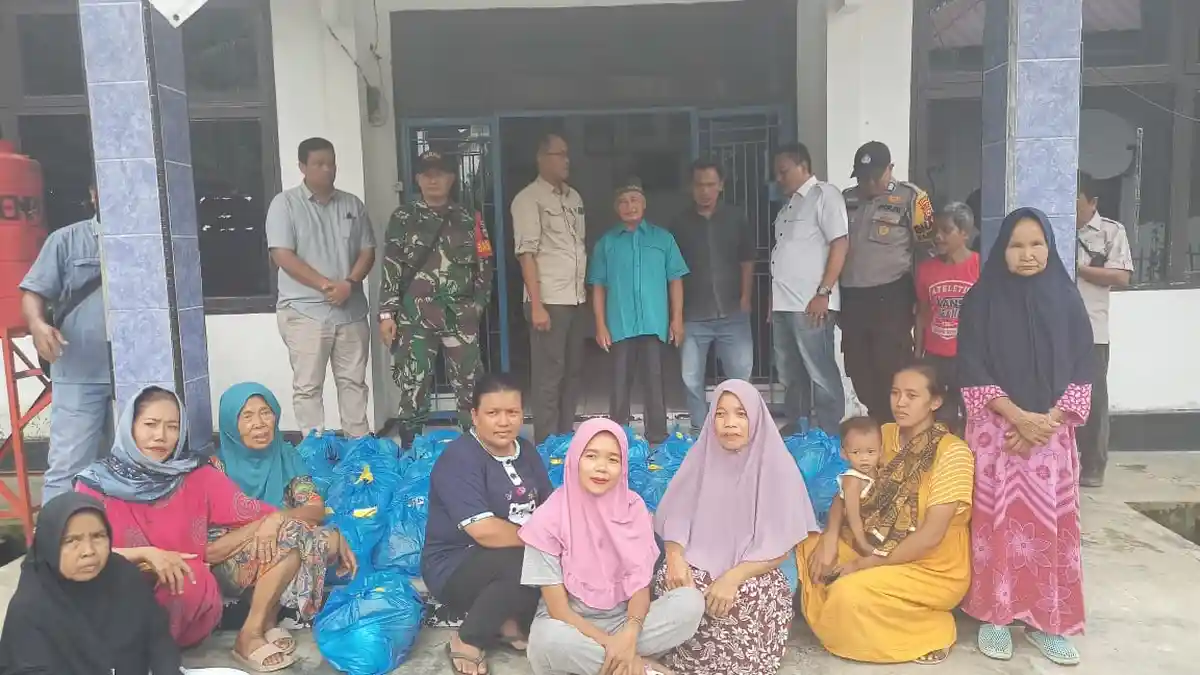 Bahagia Warga Talang Danto Disambangi Jumat Barokah PTPN V