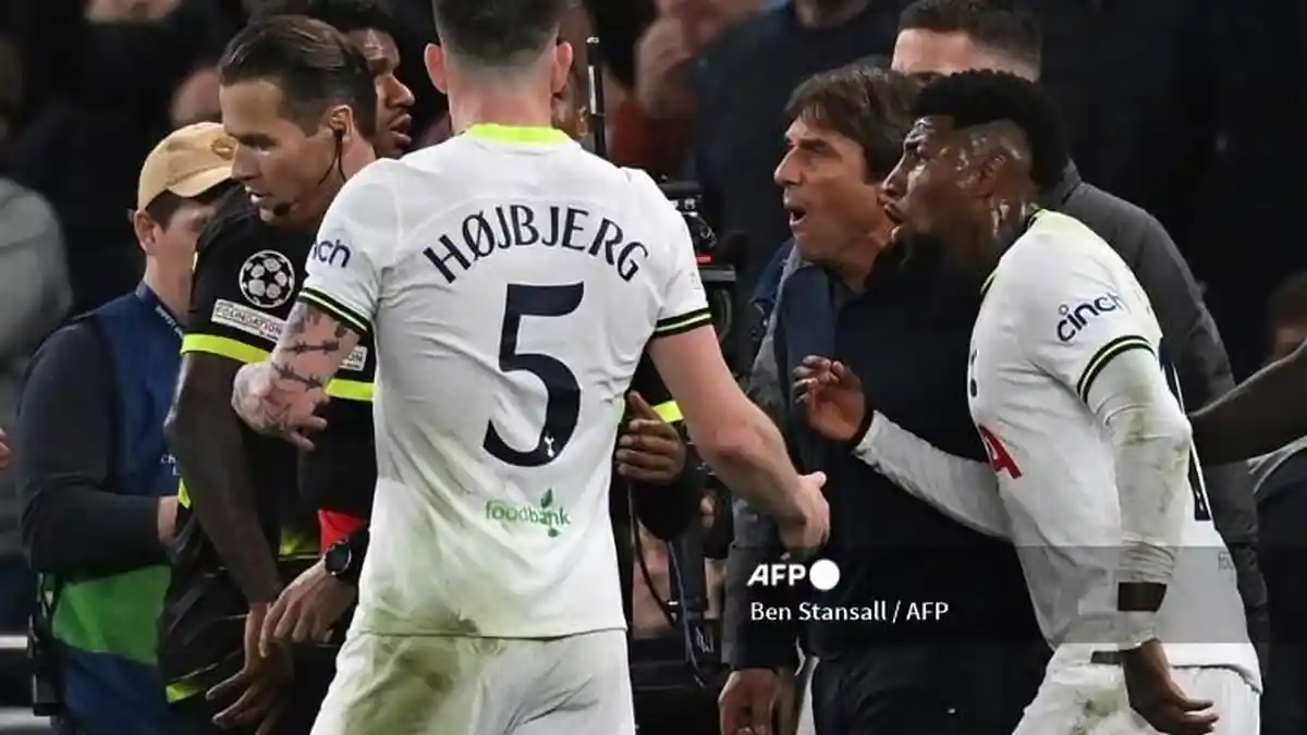 Tottenham 1-1 Sporting: Antonio Conte, Dari Menari Hingga Berteriak dengan Frustrasi, Ini Sebabnya