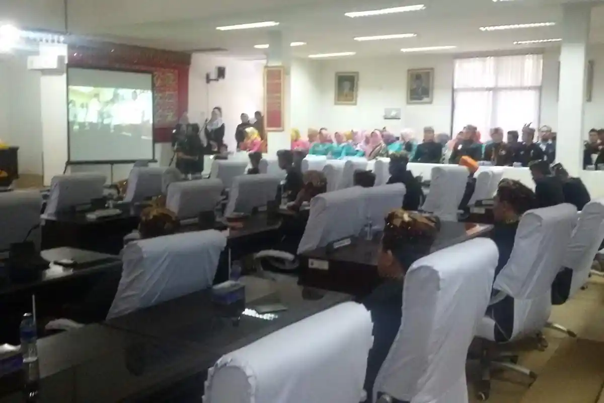 Sekali Setahun Paripurna HUT Kabupaten, 14 Anggota DPRD Pilih Tidak Hadir