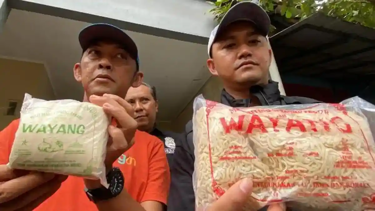 Pabrik Mie dan Kulit Pangsit di Bogor Digerebek Polisi, Terbukti Pakai Bahan-bahan Berbahaya